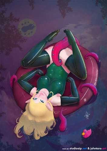 Up-Tentacle-Creek_swimsuit-tentacle-over